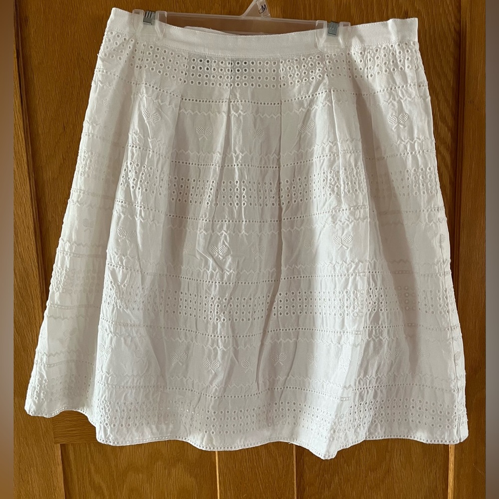 Talbots white tennis themed eyelet skirt lined lightweight summer kitschy size 2